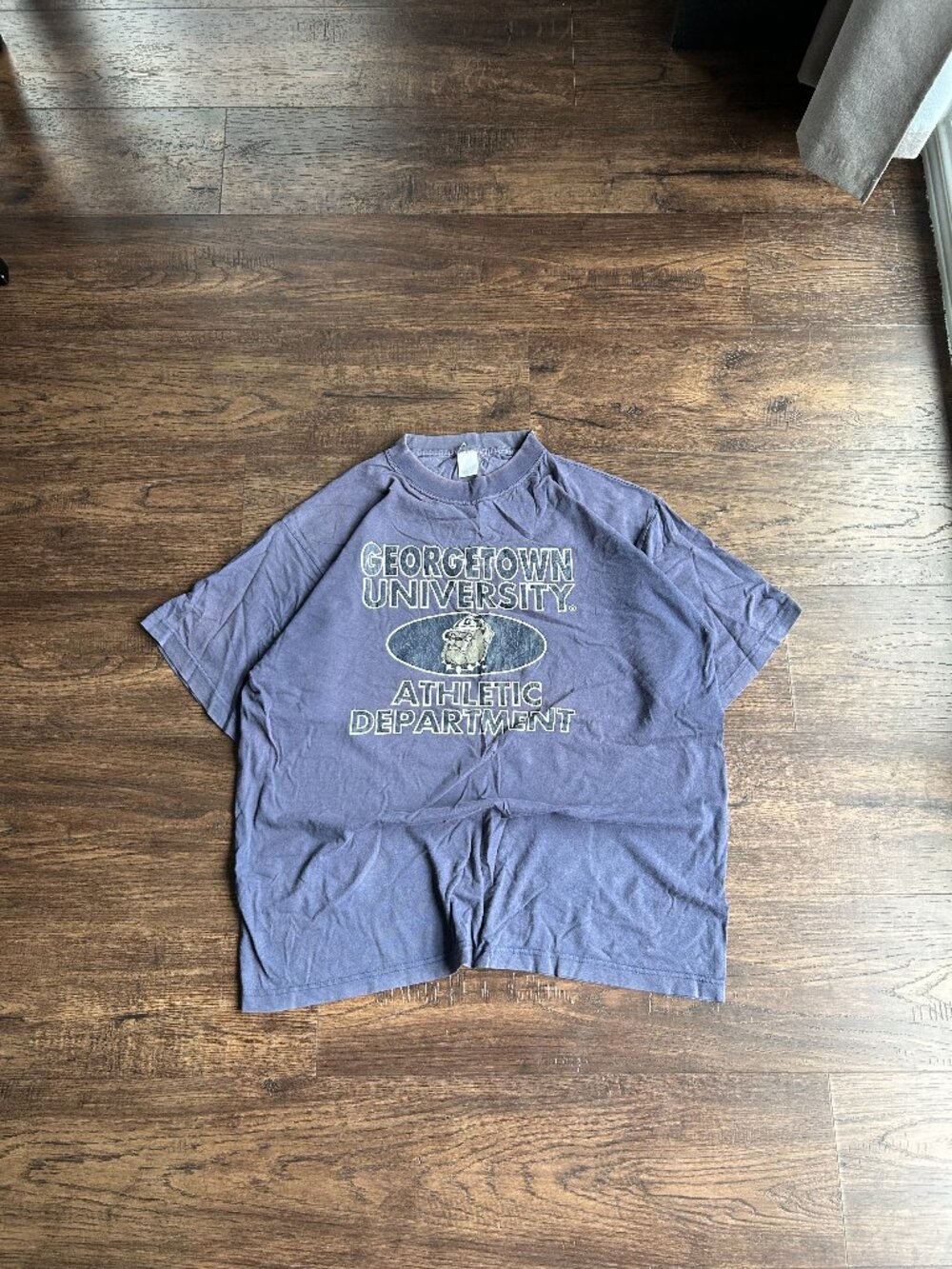 Georgetown University T-Shirt - XL